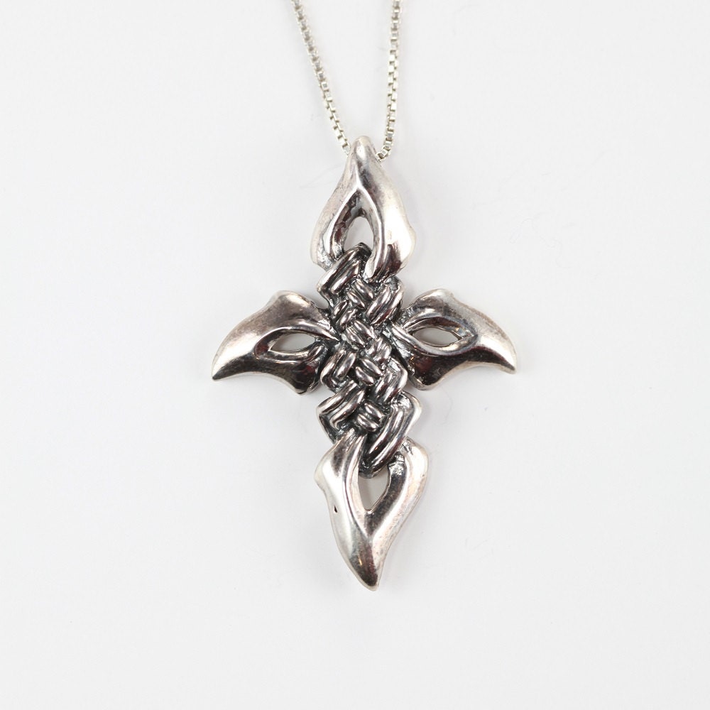 Eagle Eye Sterlingsilber Kreuz Anhänger Eagle Eye Sterlingsilber Kreuz Anhänger von TigraniSilver