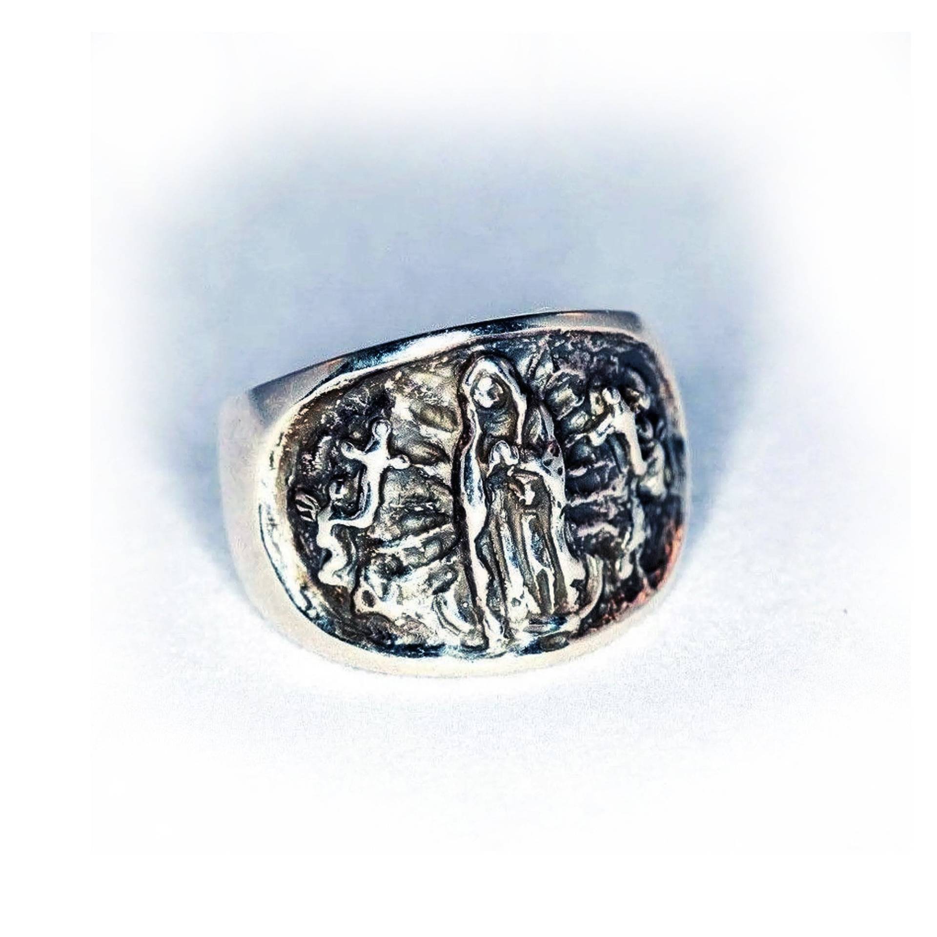 Lady Of Guadalupe Sterling Silber Ring Lady Of Guadalupe Sterling Silber Ring von TigraniSilver