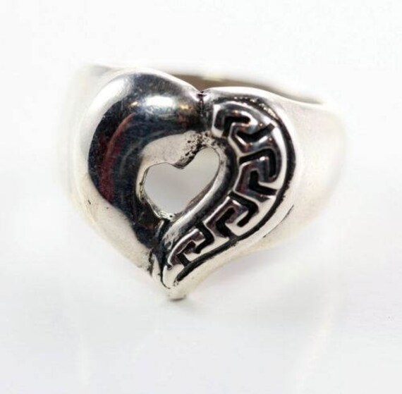 Muster-Stil Herz Sterling Silber Ring Muster-Stil Herz Sterling Silber Ring von TigraniSilver