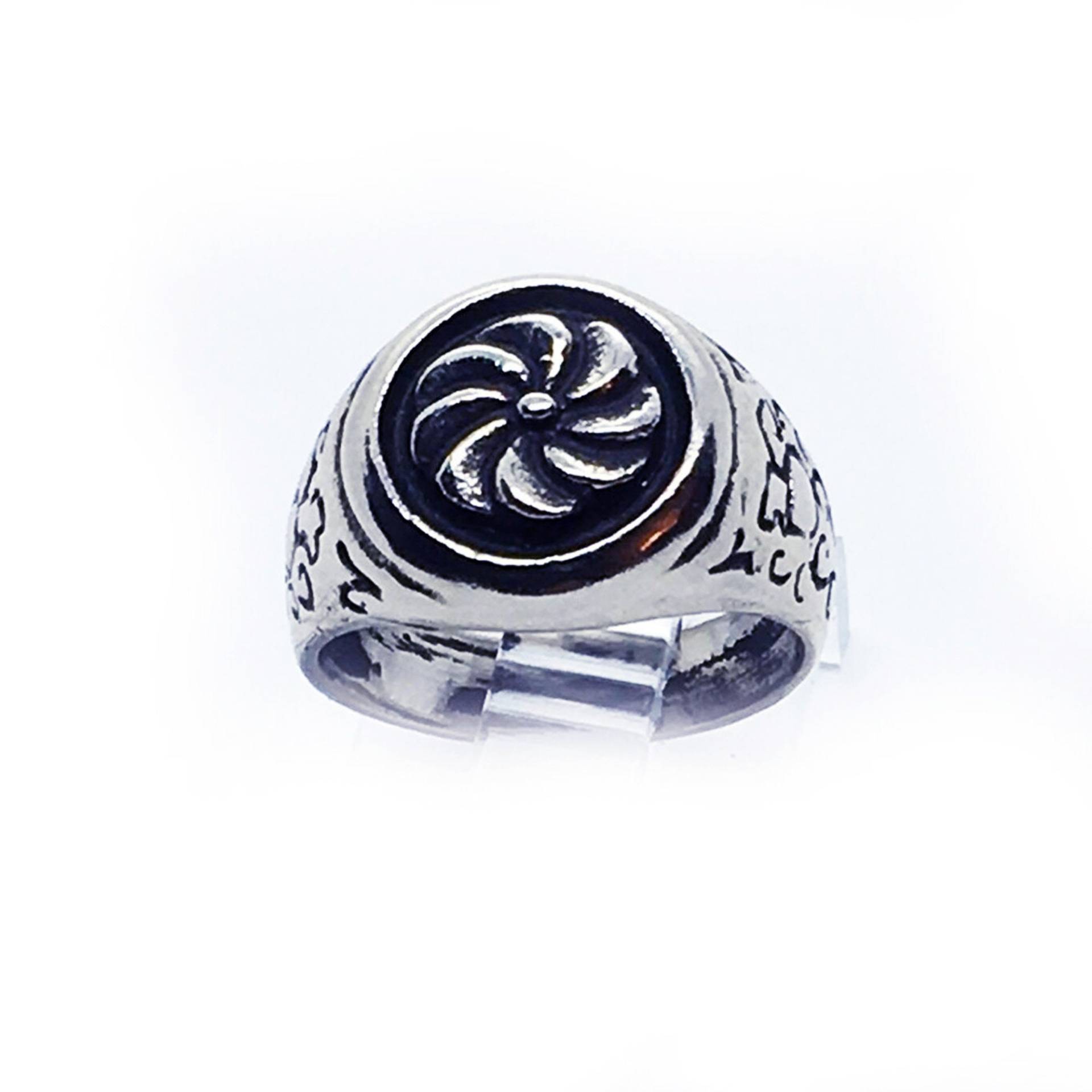 Unendlich Sterling Silber Ring Unendlich Sterling Silber Ring von TigraniSilver