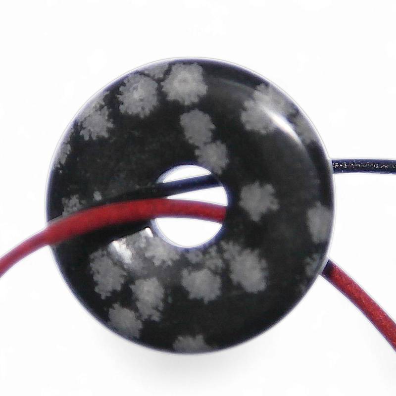 Donut Ca. 30 Mm - Schneeflockenobsidian Mit 2 X 1 M Rindslederband Rot & Schwarz 1, 5 Pi-Scheibe, Edelstein, Anhänger von TikMontys