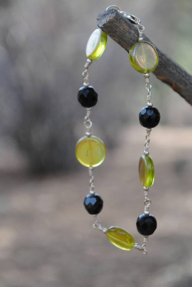 Grünen Und Schwarzen Glasperlen von TikasTrinkets