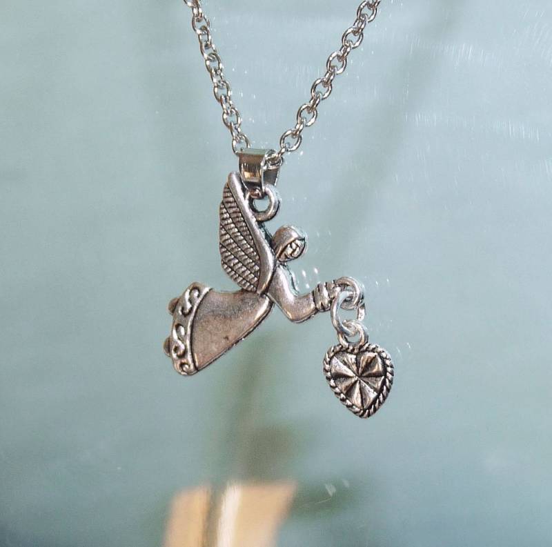 Engel Anhänger Edelstahl Kette Halskette Mit 14 "-30" Länge U106 Engel Anhänger Edelstahl Kette Halskette Mit 14 "-30" Länge U106 von TikisCraftShop