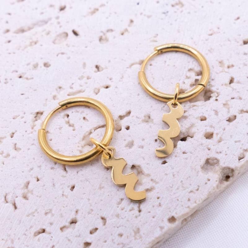 Ohrringe Konfetti Abstrakte Form Creolen 18K Vergoldet Mit Edelstahl Anhänger - Leichte Ohrstecker Allergikerfreundlich Geschenkidee von TildaandTheo