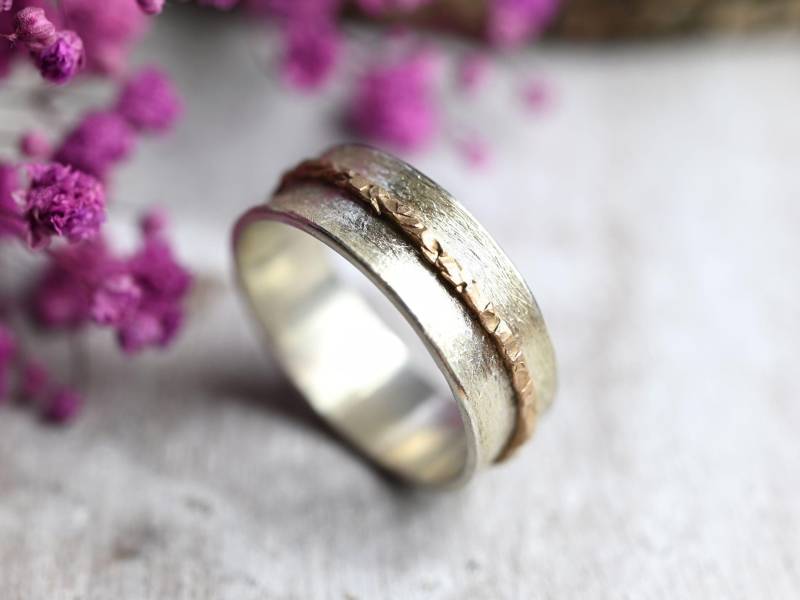 sterling Silber Ring "Sarit" Mit Beweglicher 333Er Gold Ringschiene - Moderner Drehring, Eleganter Schmuck Damen Geschenk von Tiljon