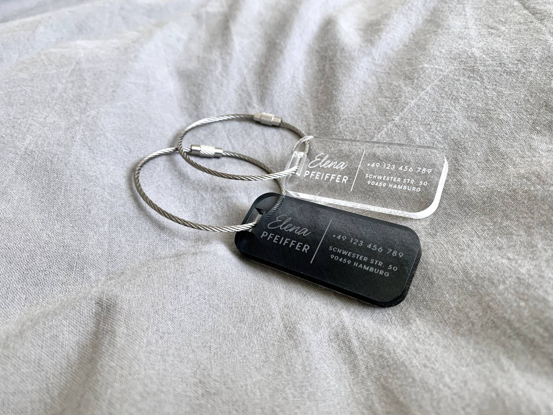 Personalisiertes Gepäck Namensschild | Transluzent Acryl Reise Tasche Anhänger Hochzeit Gefälligkeiten Brautjungfer Geschenk Erinnerungsstück Personalisiertes Gepäck Namensschild | Transluzent Acryl Reise Tasche Anhänger Hochzeit Gefälligkeiten Brautjungfer Geschenk Erinnerungsstück von TilloStudioShop