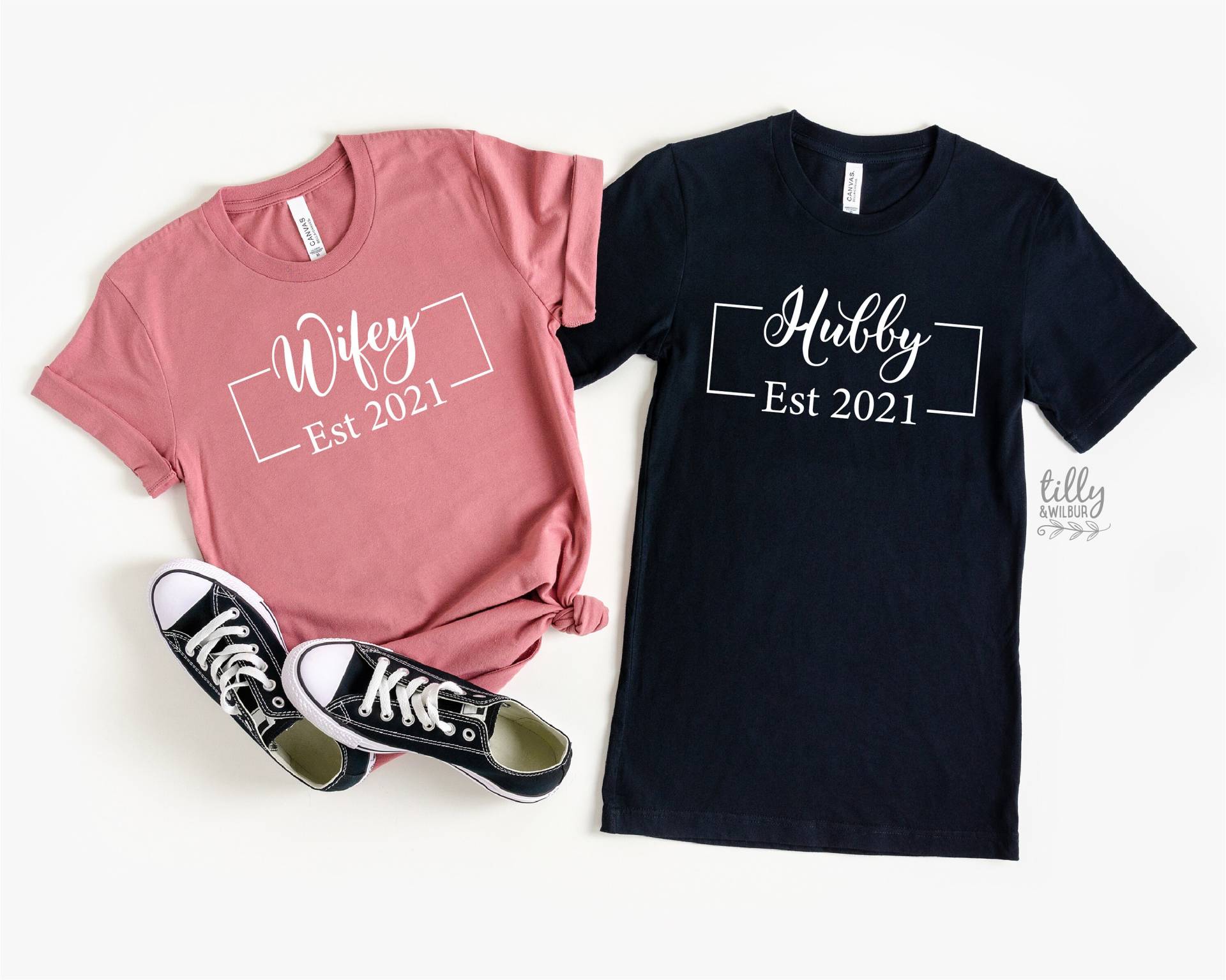 Herr Und Frau Passende T-Shirts, Ehemann Brautpaar Flitterwochen Hochzeitsgeschenk, Seine Ihre Kleidung Herr Und Frau Passende T-Shirts, Ehemann Brautpaar Flitterwochen Hochzeitsgeschenk, Seine Ihre Kleidung von TillyAndWilbur