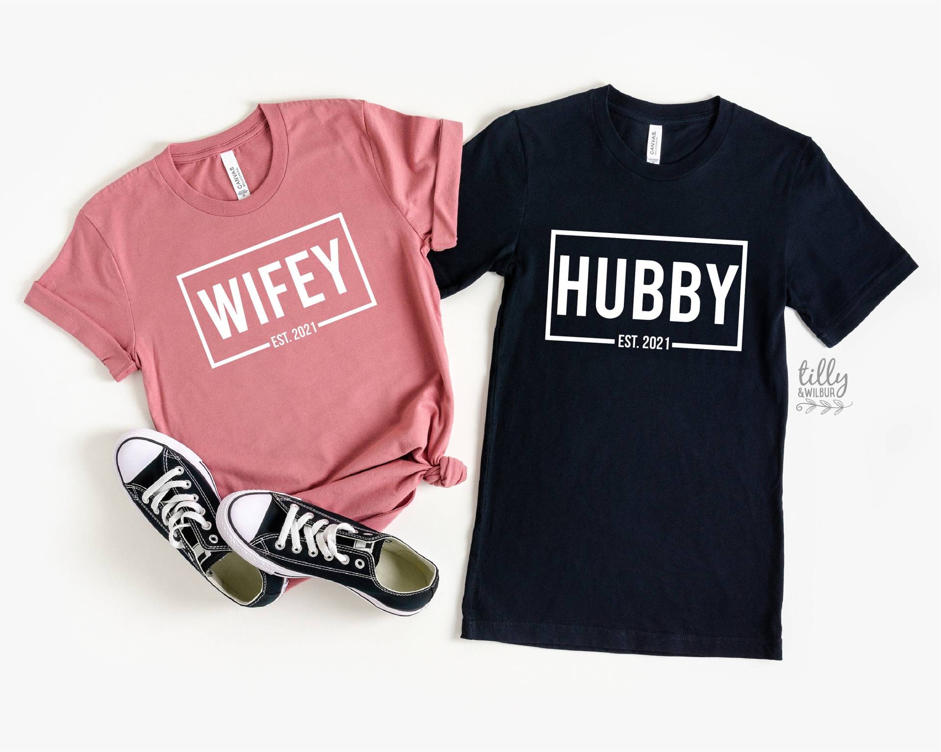 Herr Und Frau Passende T-Shirts, Ehemann Brautpaar Flitterwochen Hochzeitsgeschenk, Seine Ihre Kleidung Herr Und Frau Passende T-Shirts, Ehemann Brautpaar Flitterwochen Hochzeitsgeschenk, Seine Ihre Kleidung von TillyAndWilbur