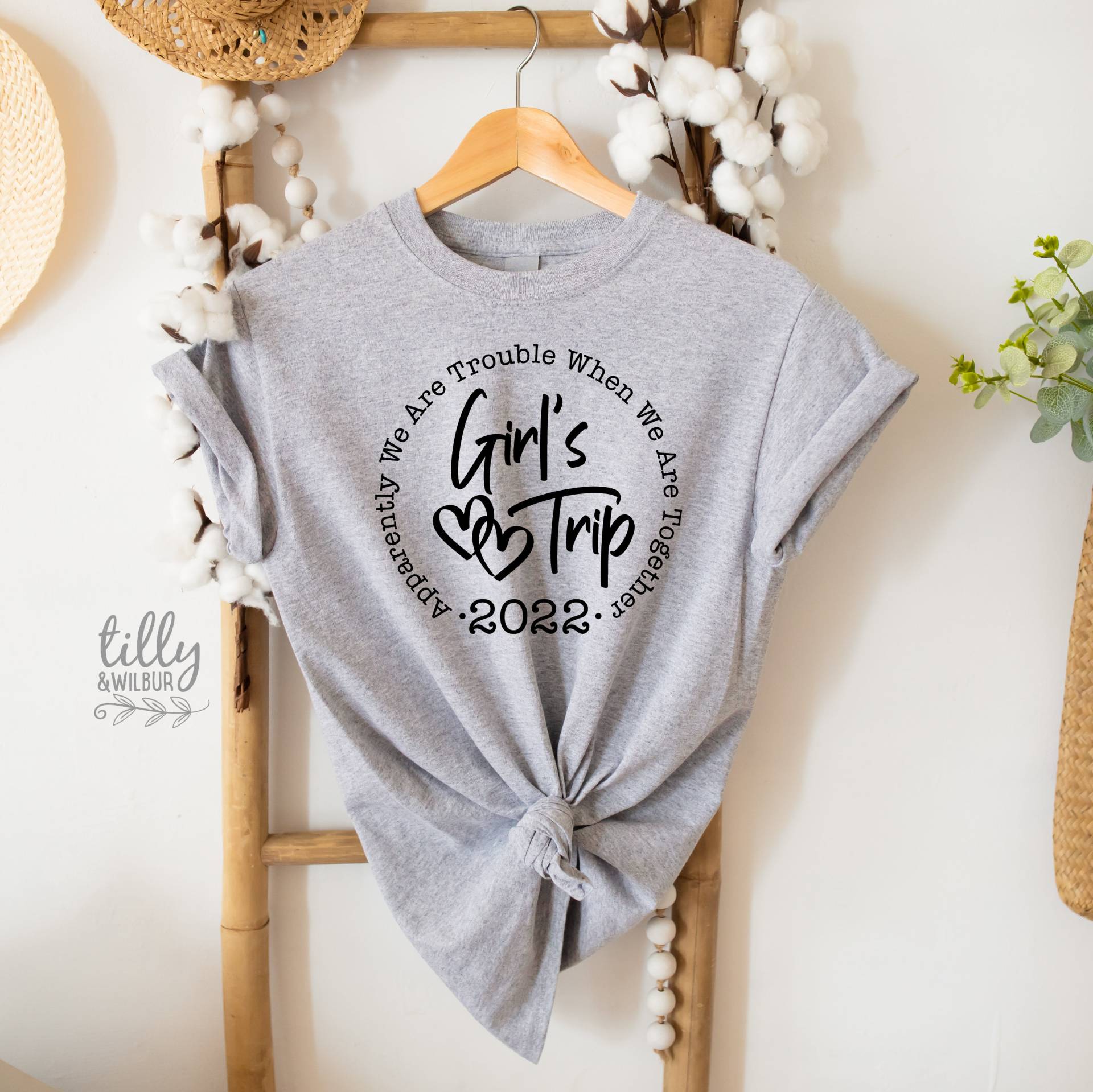 Mädchen Reise T-Shirt, Urlaub Shirt, Road Trip Best Friends Geschenk, Reise-Liebhaber Besties Shirt Mädchen Reise T-Shirt, Urlaub Shirt, Road Trip Best Friends Geschenk, Reise-Liebhaber Besties Shirt von TillyAndWilbur