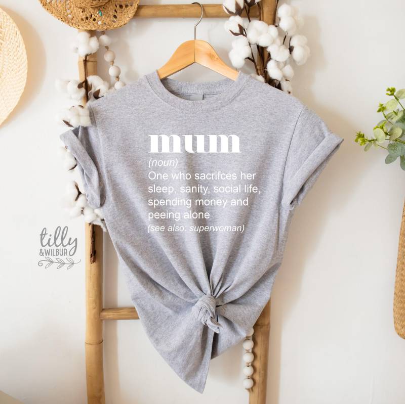 Mama Definition T-Shirt, Lustiges Mutterschaft Ist Ein Spaziergang Im Park Muttertagsgeschenk, Geschenk Für von TillyAndWilbur