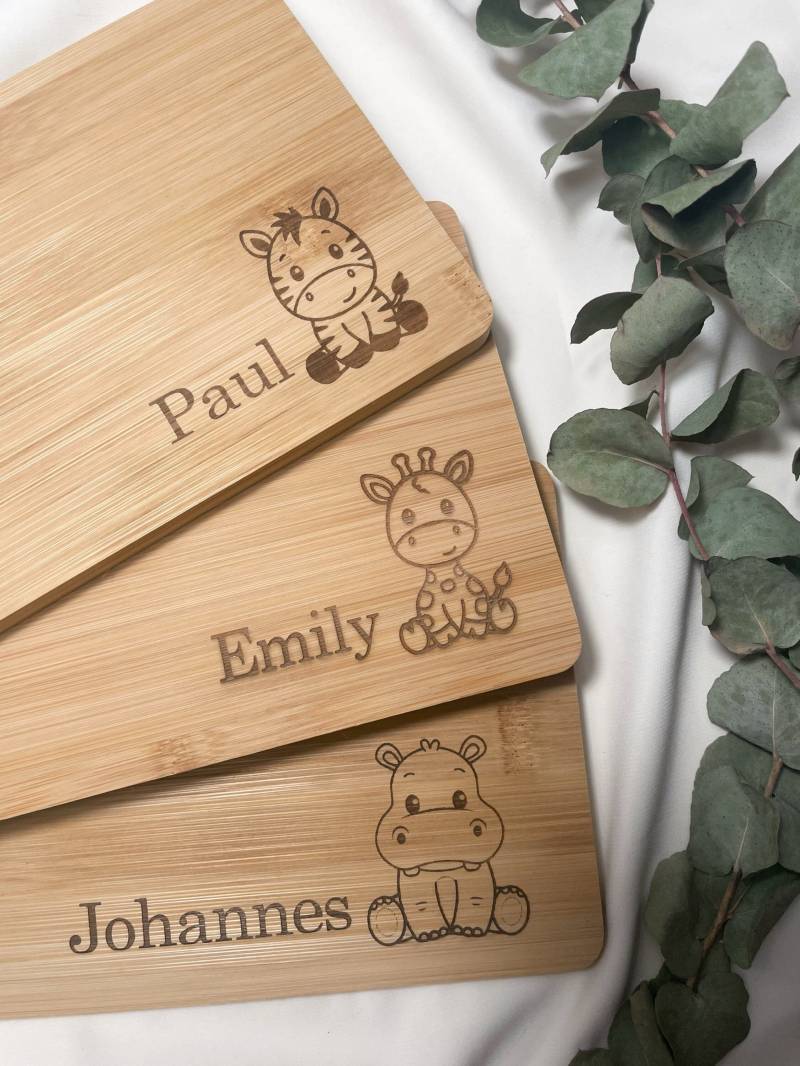 Frühstücksbrettchen Personalisiert | Schneidbrettchen Tiere Namen Kinder Geschenk Bambus Frühstücksbrettchen Personalisiert | Schneidbrettchen Tiere Namen Kinder Geschenk Bambus von TilouDesignsDE