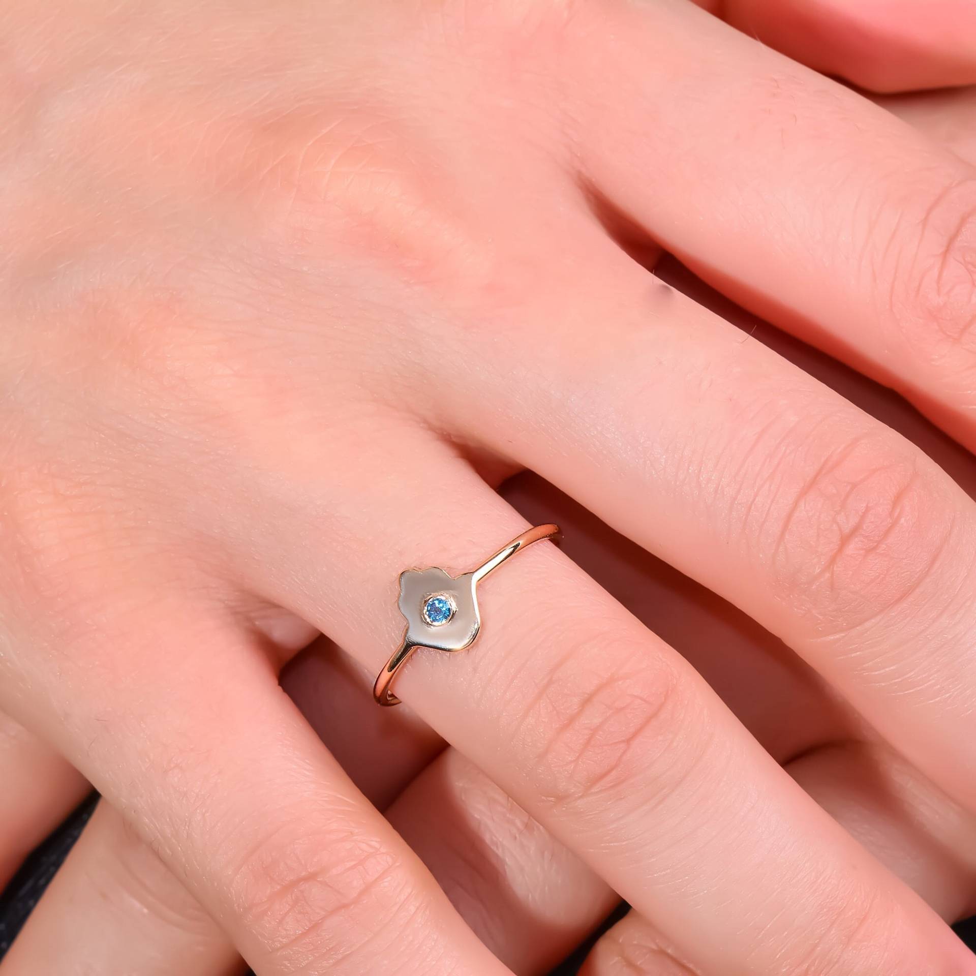 Blautopas Minimal Ring, Echter Natürlicher Band, Zierlicher Goldring von TilyaJewelry