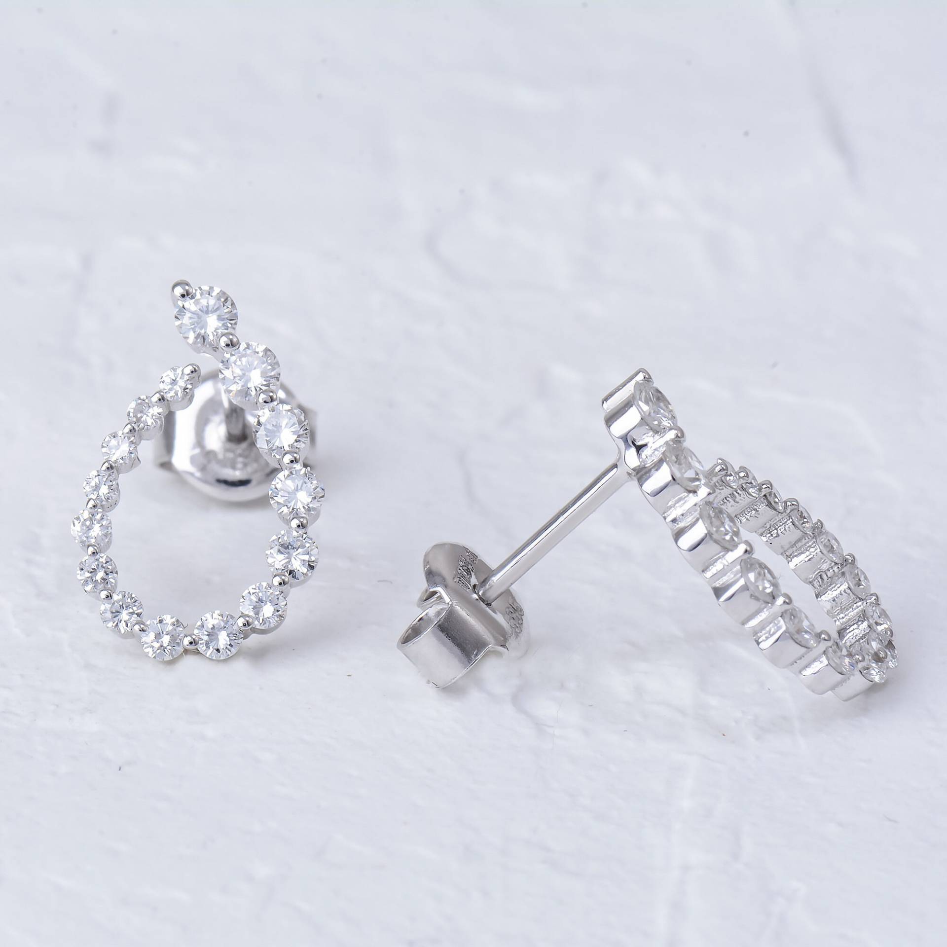 Diamant Runder Ohrring, Hoop Minimal Solid Gold Valentinstag Geschenke von TilyaJewelry