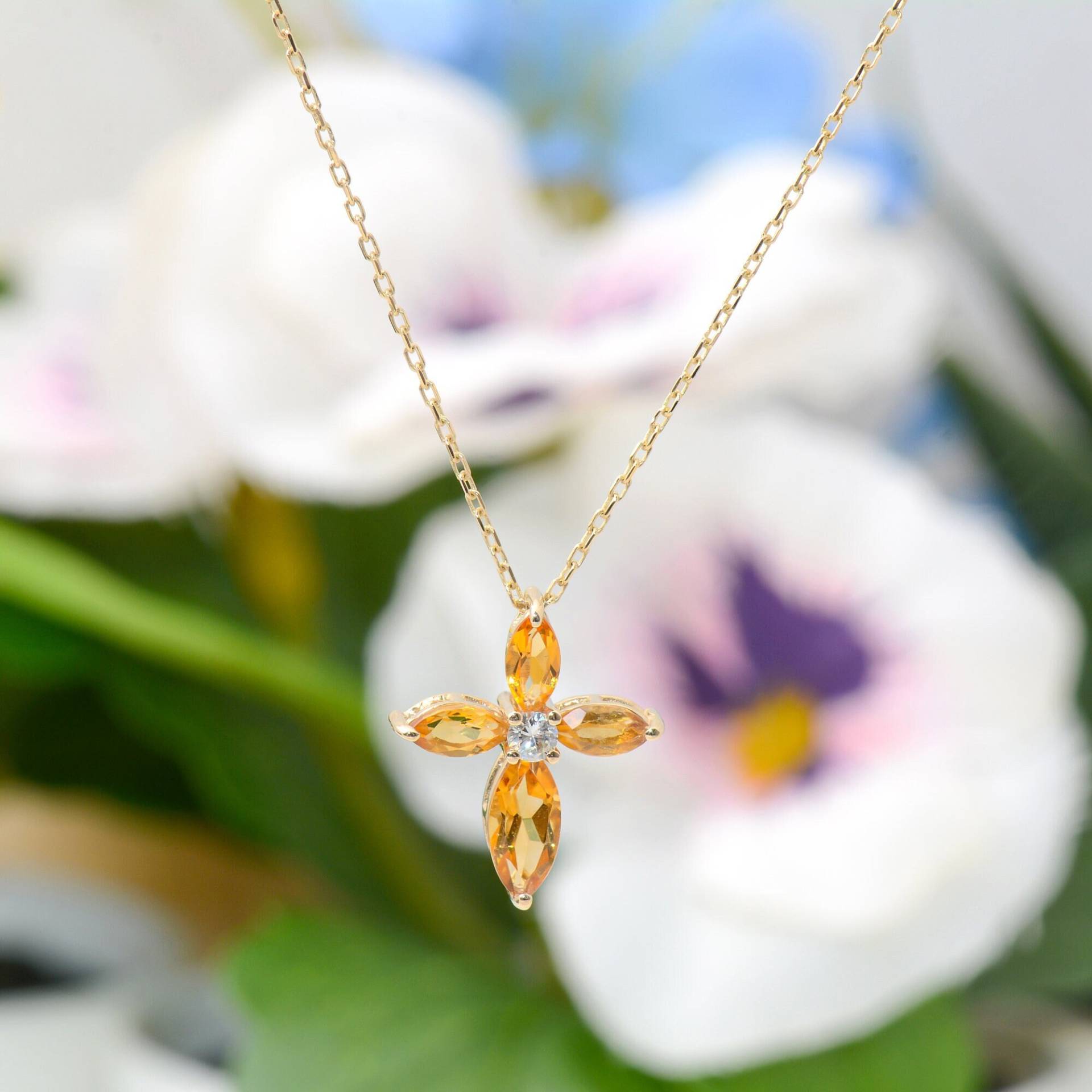 Natürliche Citrin Kreuz Halskette, Diamant Religiöse Zierliche Valentinstag Geschenke von TilyaJewelry