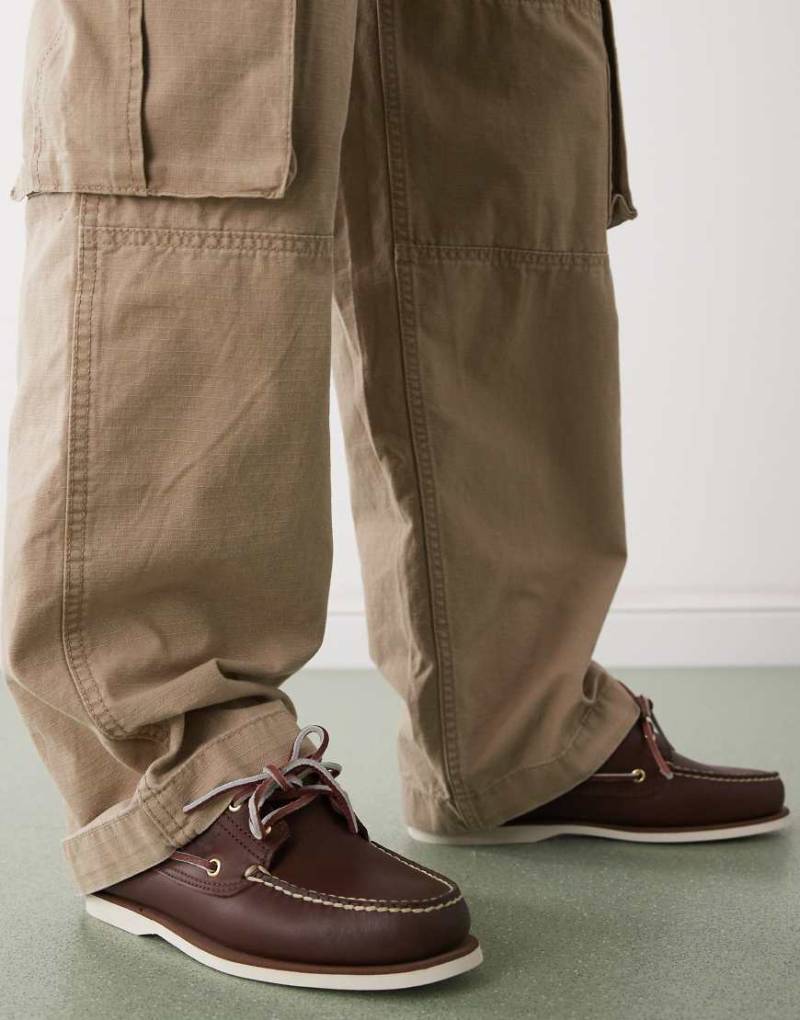 Timberland - Bootsschuhe aus dunkelbraunem Leder mit zwei Ösen von Timberland