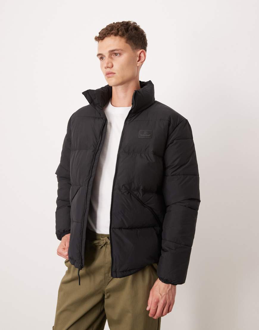 Timberland - Pufferjacke in Schwarz mit Silikon-Aufnäher und synthetischem Futter von Timberland