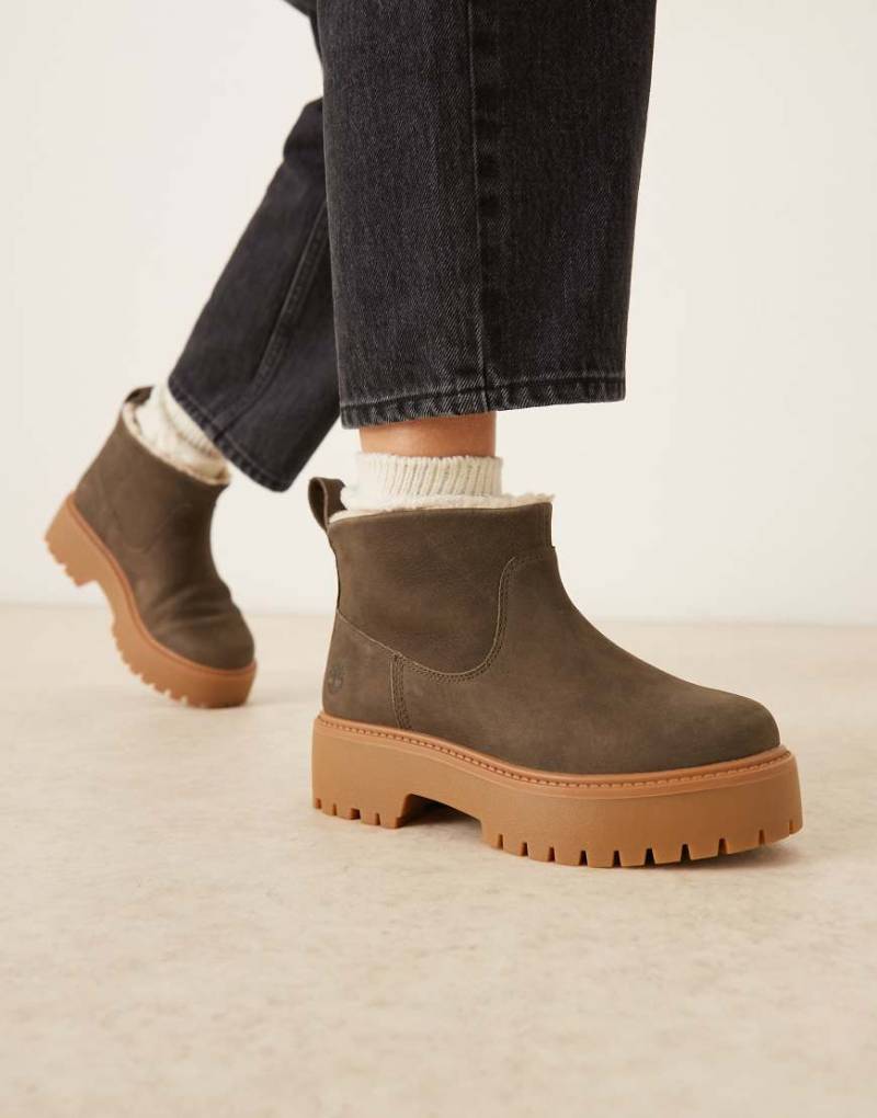 Timberland - Stone Street - Chelsea-Stiefel aus dunkelbraunem Leder mit Plateausohle und Teddy-Futter-Brown Timberland - Stone Street - Chelsea-Stiefel aus dunkelbraunem Leder mit Plateausohle und Teddy-Futter-Brown von Timberland