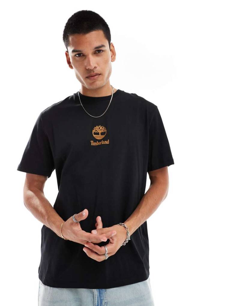 Timberland - T-Shirt in Schwarz mit kleinem mittigem Logo von Timberland
