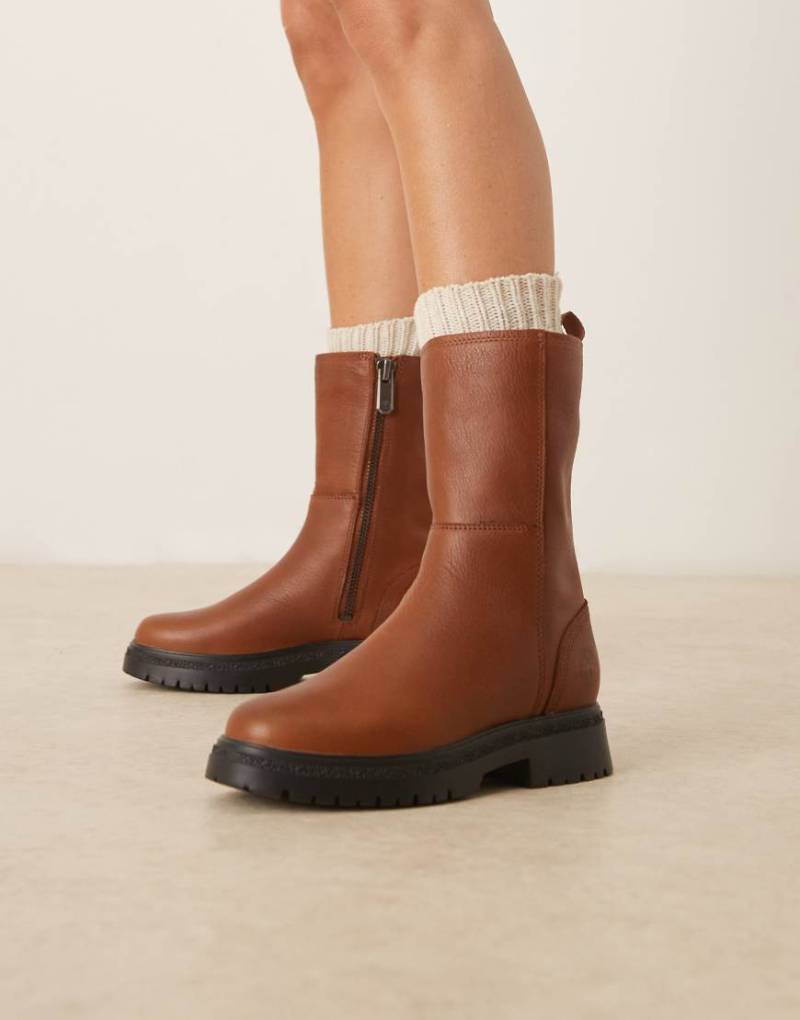 Timberland Tall - Genarbter Stiefel in Rostbraun mit Reißverschluss-Brown von Timberland