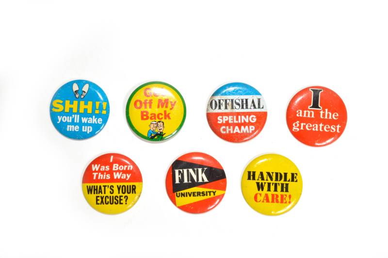 60Er Jahre Button Lot Novelty Fink University Spelling Champ Pinback Buttons Sortiert 7 von TimeCapsuleVtg