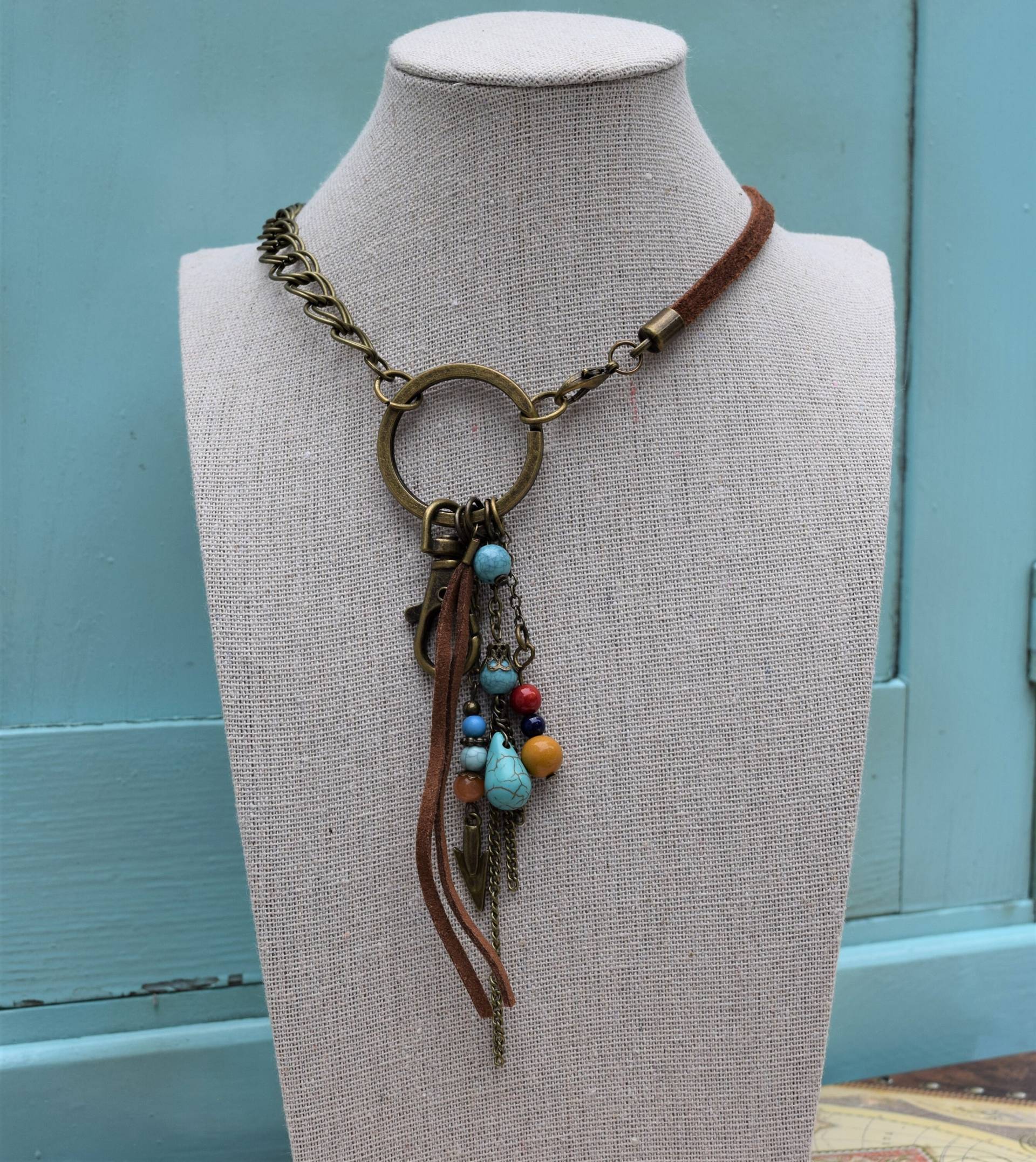 Der Wind Auf Dem Rücken Boho Halskette Mit Leder Und Perlen von TimeMachineJewelry