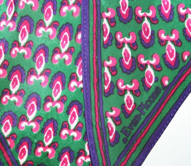 Evan Picone Vintage Schal. Flügelspitze Schal, Dünnen Verziert, Juwel Ton Grüner Magenta Violettschal Evan Picone Vintage Schal. Flügelspitze Schal, Dünnen Verziert, Juwel Ton Grüner Magenta Violettschal von TimeValley