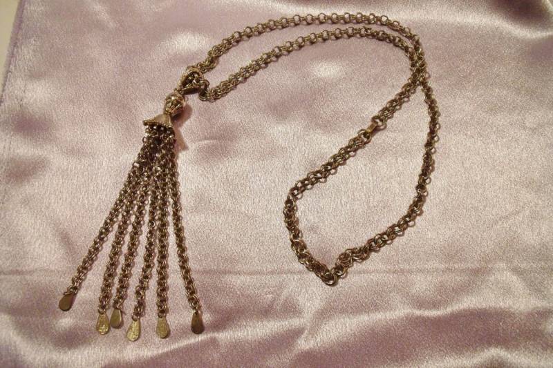 Silberkette Halskette Mit Quasten 1960Er Jahre Silberkette Halskette Mit Quasten 1960Er Jahre von TimeVices