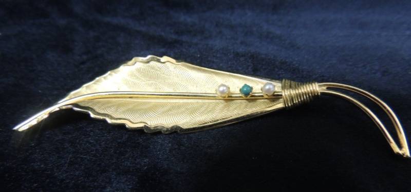 Jahrgang Hobe Designer Brosche Pin Blatt Perlen Perle Akzente Einfach Schick Landebahn Fallen Herbst von TimeWarpLLC