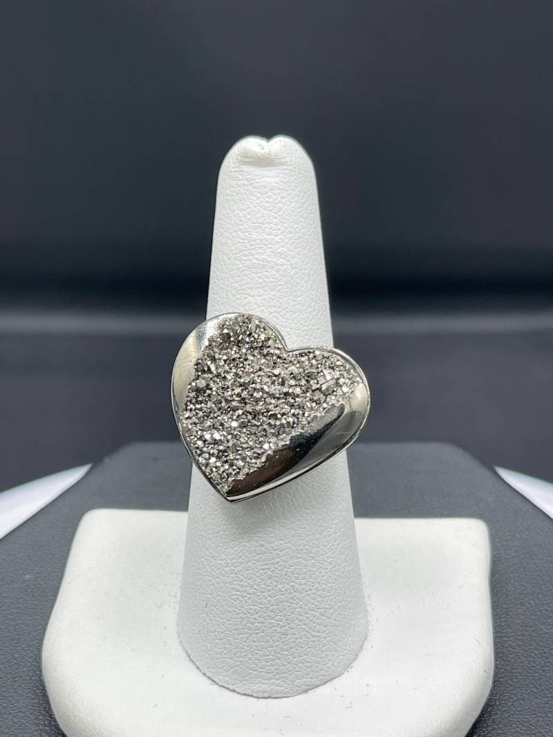 Druzy Quartz Herz Sterling Silber Ring | Größe 7.5 von TimelessJewells