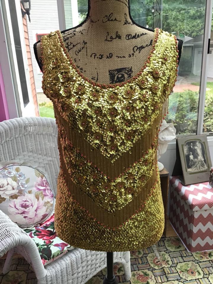 Jahrgang 1960 Perlen Bluse Oben Gold Und Koralle Farbe Pailletten Gehen Mädchen Cocktail Partei von TimelessTreasuresVCB