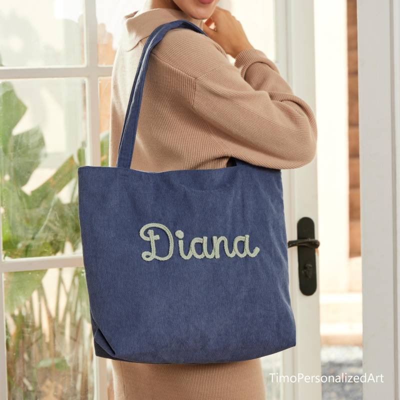 Custom Corduroy Tote, Embroidered Bag, Holiday Gift, Birthday Xmas Bridesmaid Everyday Gift For Her von TimoPersonalizedArt