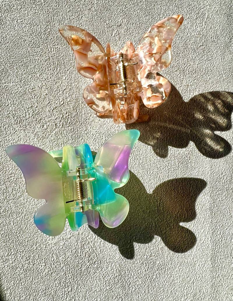 Schmetterling Haarspange Haarkralle Aus Irisierendem Acrylharz von TinArtbytina