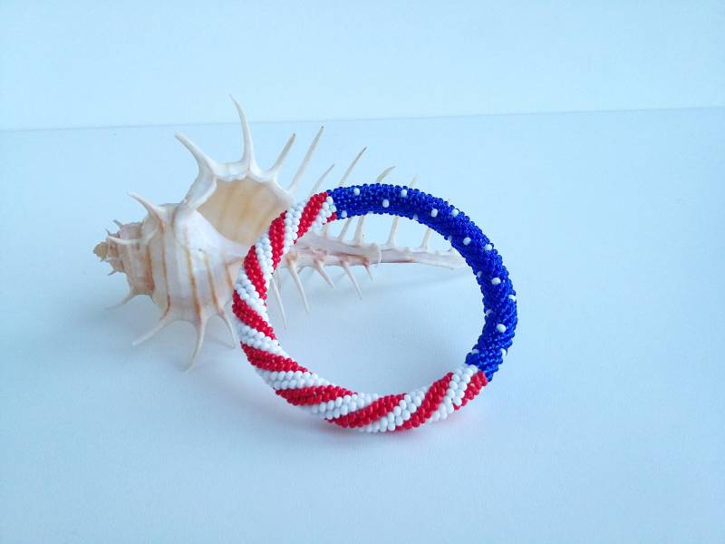 Dehnbares Armband Flagge Usa, 4. Juli, Unisex Bunt Schmuck American Day Geschenk Für Männer Rot Blau Weißes Perlenarmband Nationalflagge Usa Dehnbares Armband Flagge Usa, 4. Juli, Unisex Bunt Schmuck American Day Geschenk Für Männer Rot Blau Weißes Perlenarmband Nationalflagge Usa von TinaJewelryDesign