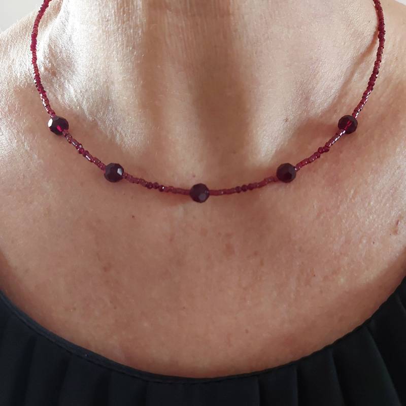 Handgemachte Weinrote Glas - Perlenkette, Unikat von TinaMineDesign
