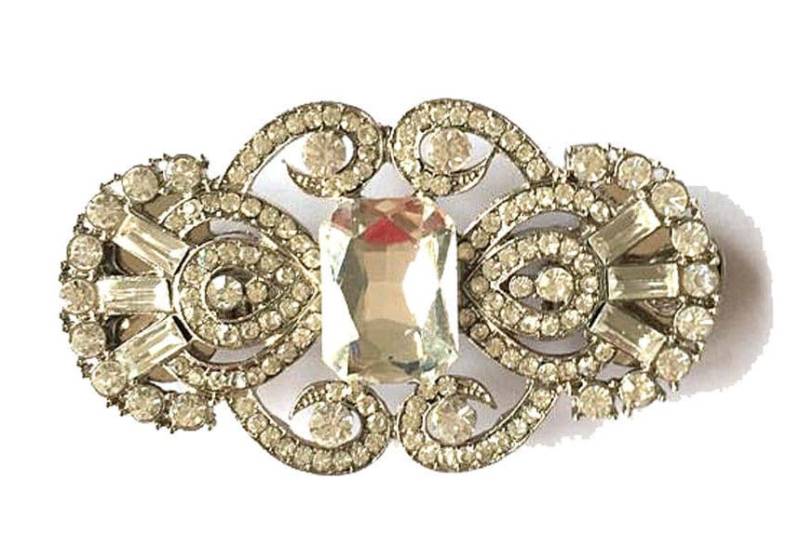 Cardigan Clip Brosche Auralia in Silberton Kristall Oder Schwarz Goldton & von TinasPrettyPinkToes