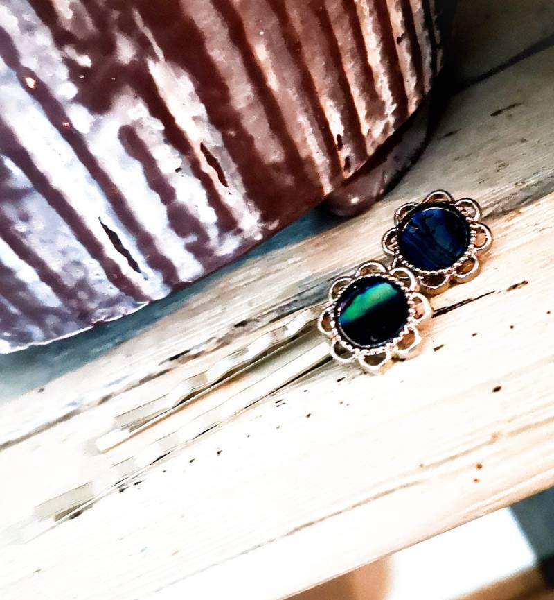 2 Haarklemmen, Mit Cabochon, Perlmutt von TinasSchmucktruheCOM