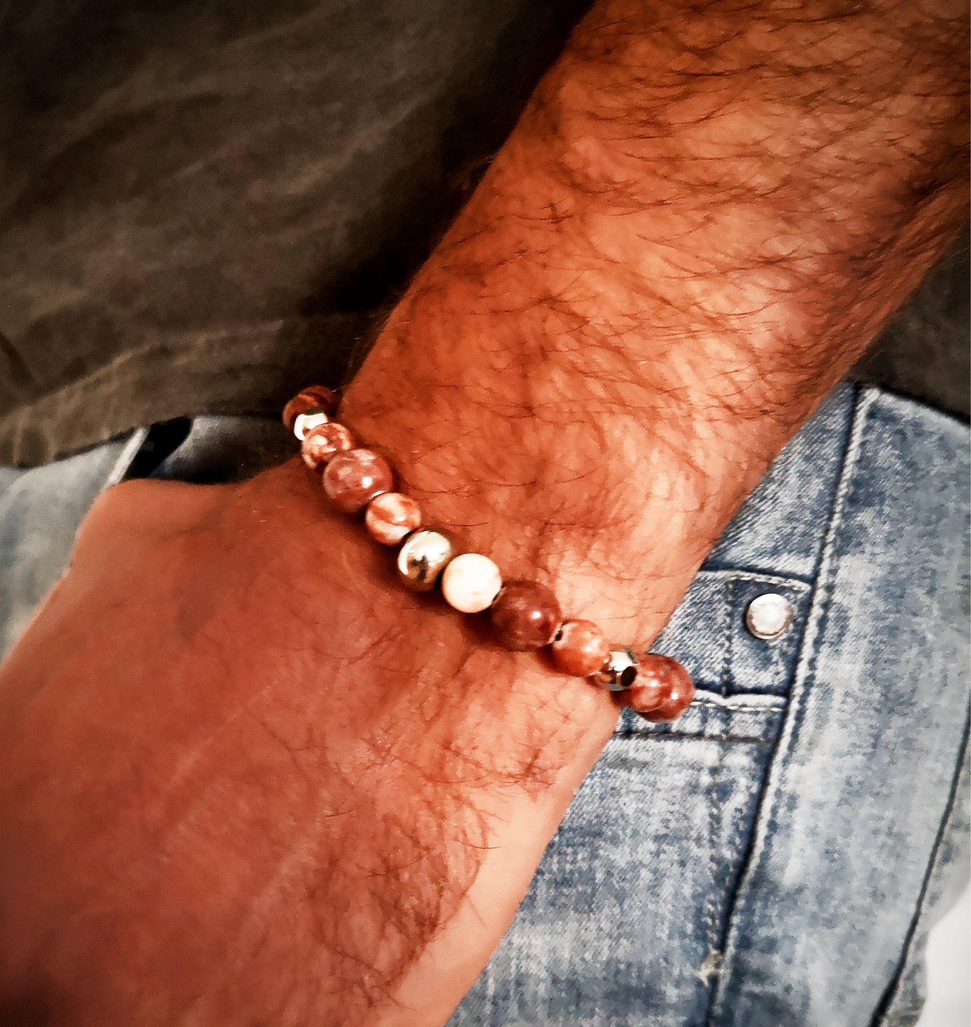 Armband Mit Jaspisperlen, Unisex, Elastisch von TinasSchmucktruheCOM