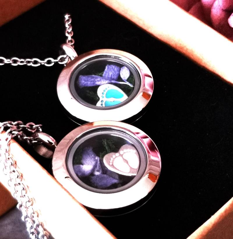 Damenkette, Medaillonkette, Edelstahl, Edelstahlkette, Blüten von TinasSchmucktruheCOM