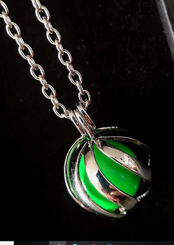 Kette Mit Klangkugel , Engel, Farbauswahl Und Längenauswahl von TinasSchmucktruheCOM