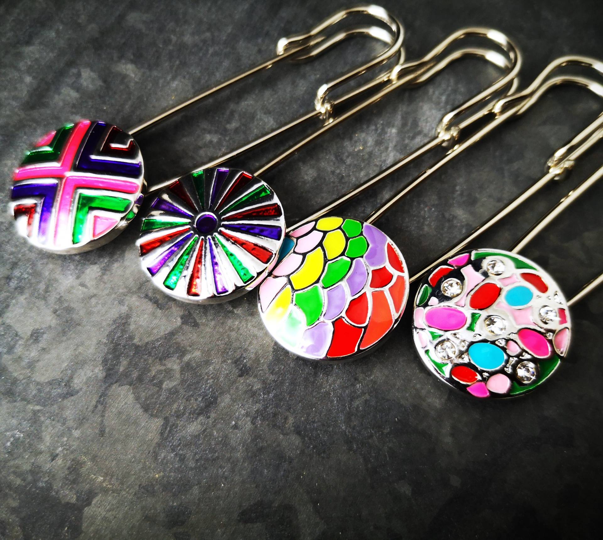 Schalnadel, Schmucknadel, Kiltnadel, Tuchnadel, Ponchonadel von TinasSchmucktruheCOM