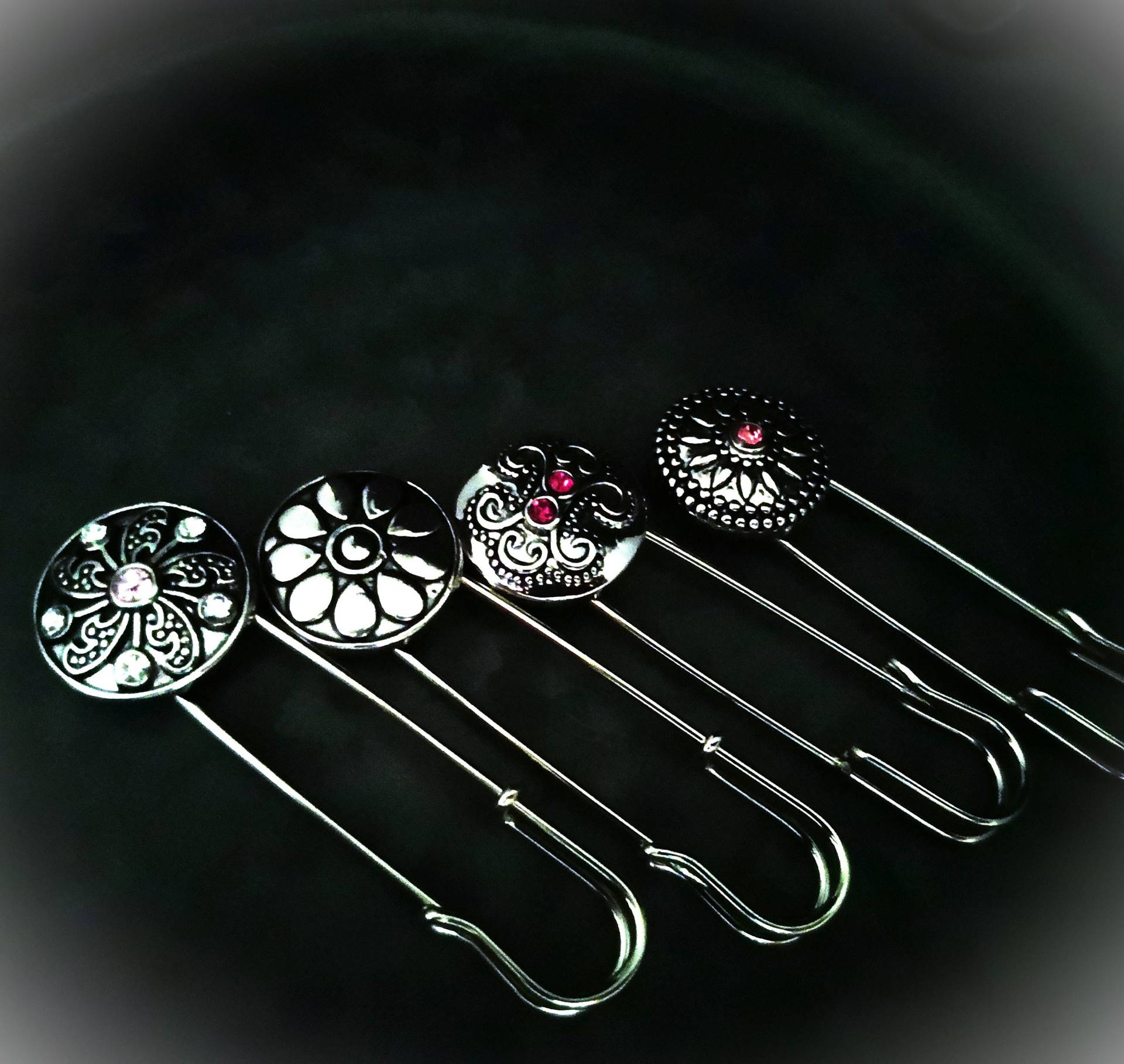 Schalnadel, Schmucknadel, Kiltnadel, Tuchnadel, Ponchonadel von TinasSchmucktruheCOM