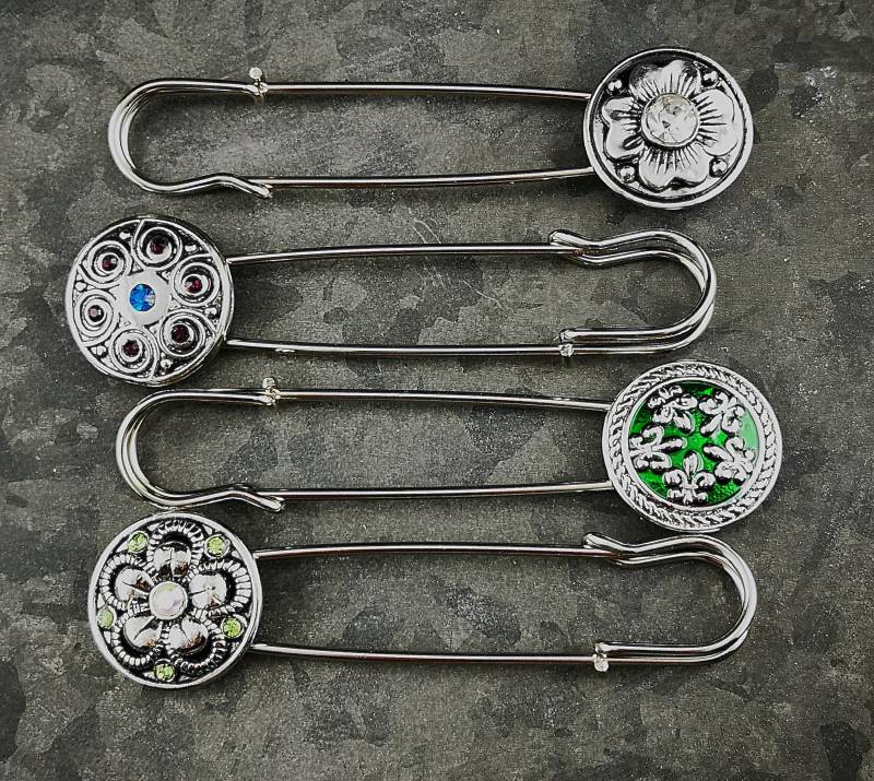 Schalnadel, Schmucknadel, Kiltnadel, Tuchnadel, Ponchonadel Schalnadel, Schmucknadel, Kiltnadel, Tuchnadel, Ponchonadel von TinasSchmucktruheCOM