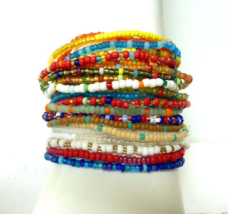 Armband Rocailles Wunschfarbe Saatperlen Glasperlen Stapelarmband Elastisch Armband Rocailles Wunschfarbe Saatperlen Glasperlen Stapelarmband Elastisch von TinasWunderArt