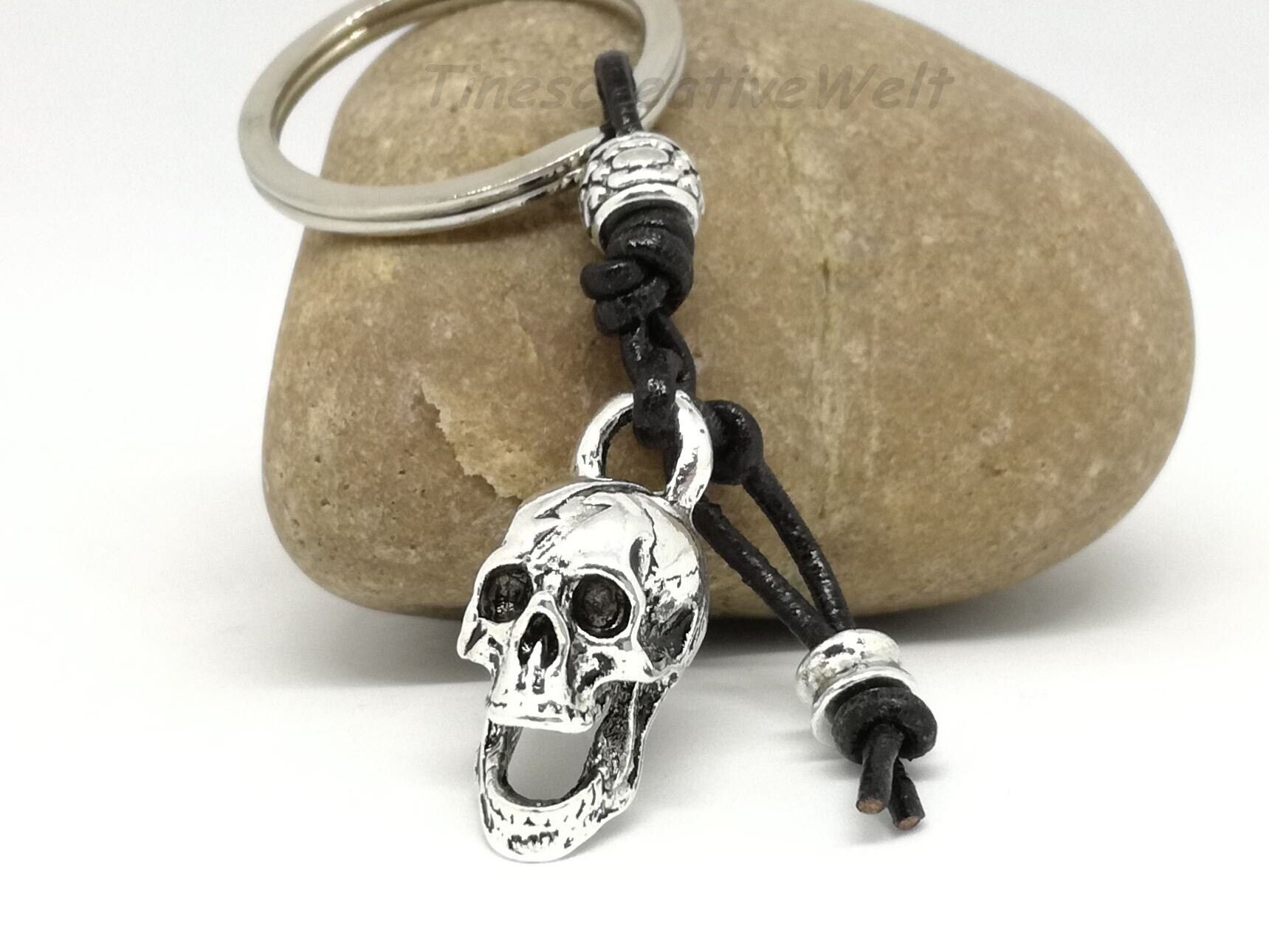 Schlüsselanhänger, Schädel, Skull, Totenkopf, Leder, Geschenk Für Männer von TinescreativeWelt