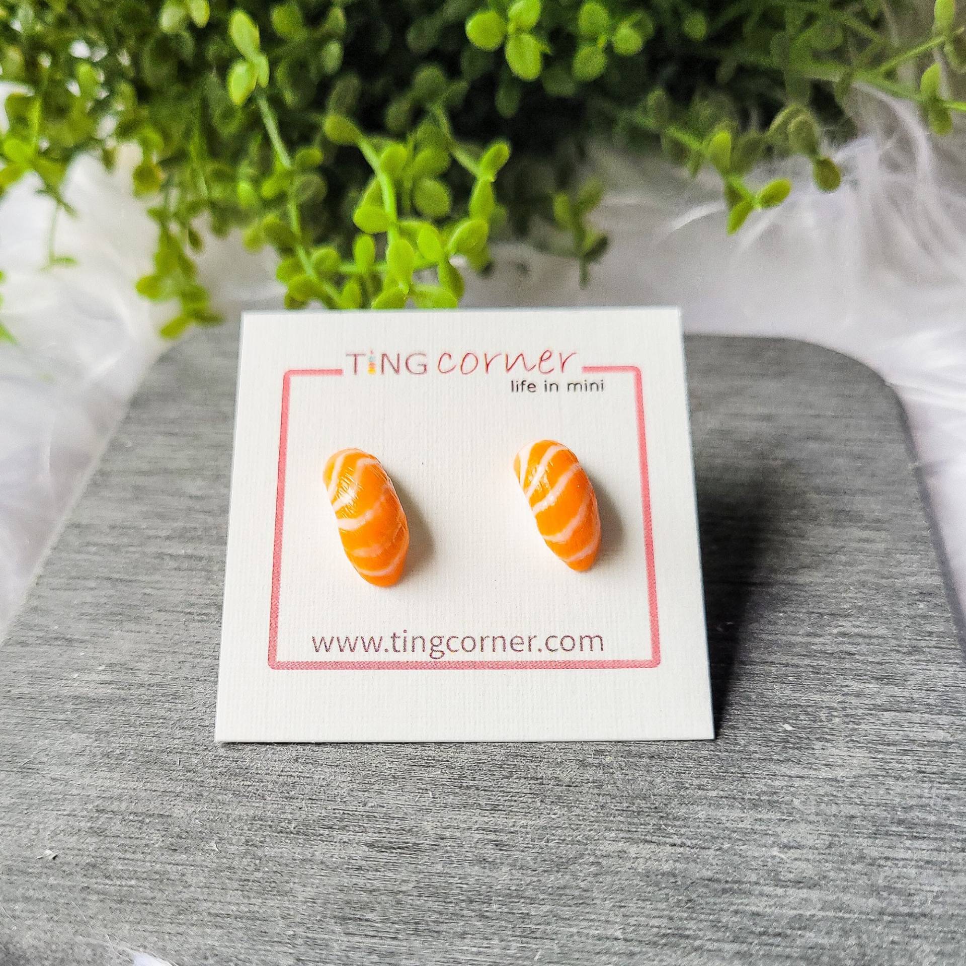 Lachs/Sake Sushi Ohrstecker Lachs/Sake Sushi Ohrstecker von TingCorner