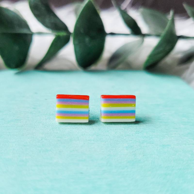 Lapis Sagu Ohrstecker Lapis Sagu Ohrstecker von TingCorner