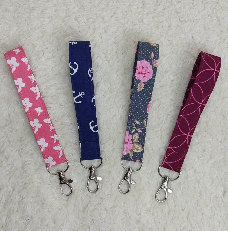 Schlüsselanhänger Aus Stoff Genäht Verschiedene Designs, Schlüsselband, Kalenderfüllung von TinimakreativDE