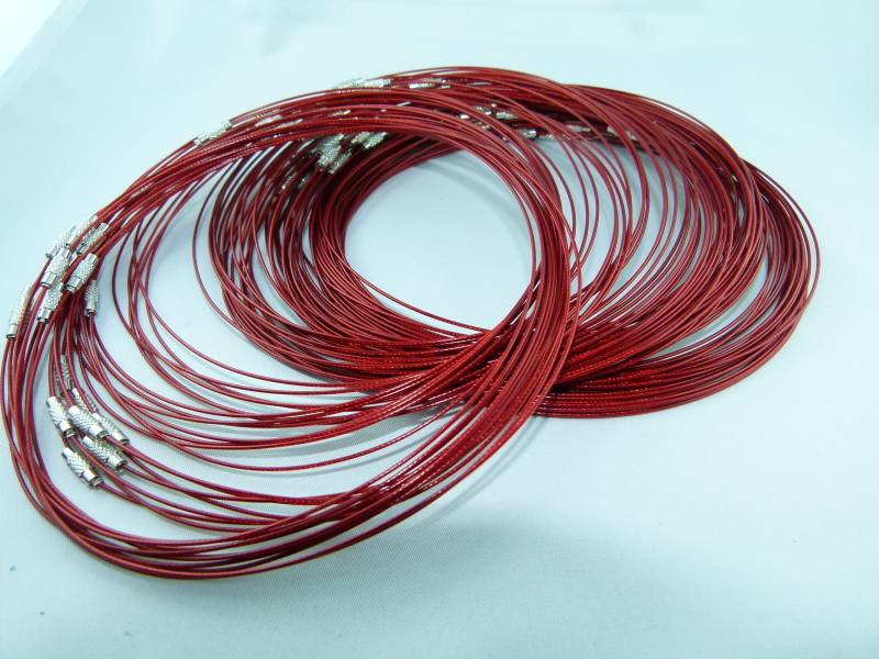 2 Rote Halsreifen Aus Kunststoffummantelten Edelstahldraht Drehverschluß Kette 46 cm Länge 2 Rote Halsreifen Aus Kunststoffummantelten Edelstahldraht Drehverschluß Kette 46 cm Länge von TinkyStarShop