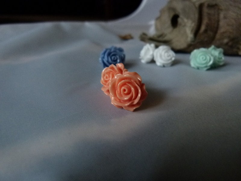 Apricot -Vintage Ohrring "Rose" Blumen Ohrstecker Apricot -Vintage Ohrring "Rose" Blumen Ohrstecker von TinkyStarShop