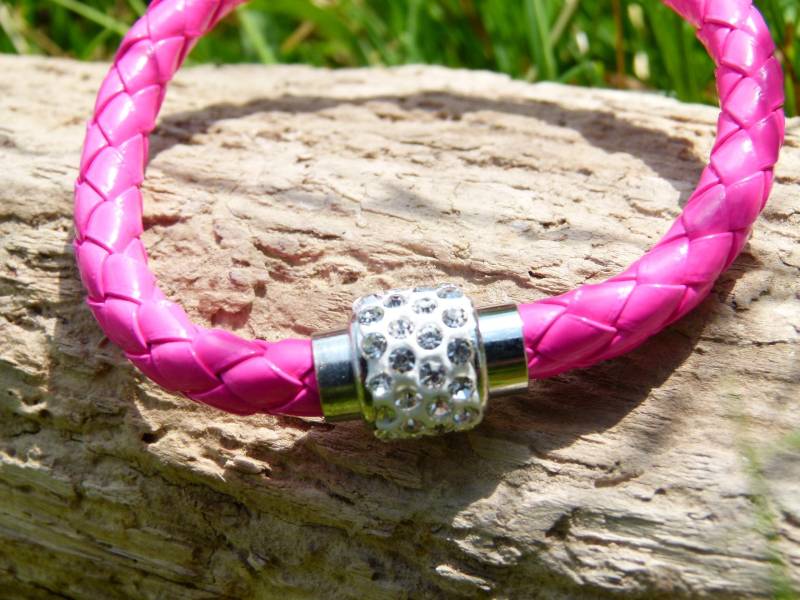 Pinkes Armband - Leder Glitzer Magnetverschluß von TinkyStarShop